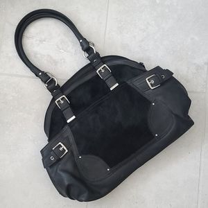Nine west tote with side pockets